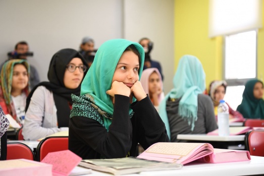 Mahçiçek Hizmet Ediyor, Onikişubat’ta Yaşam Güzelleşiyor