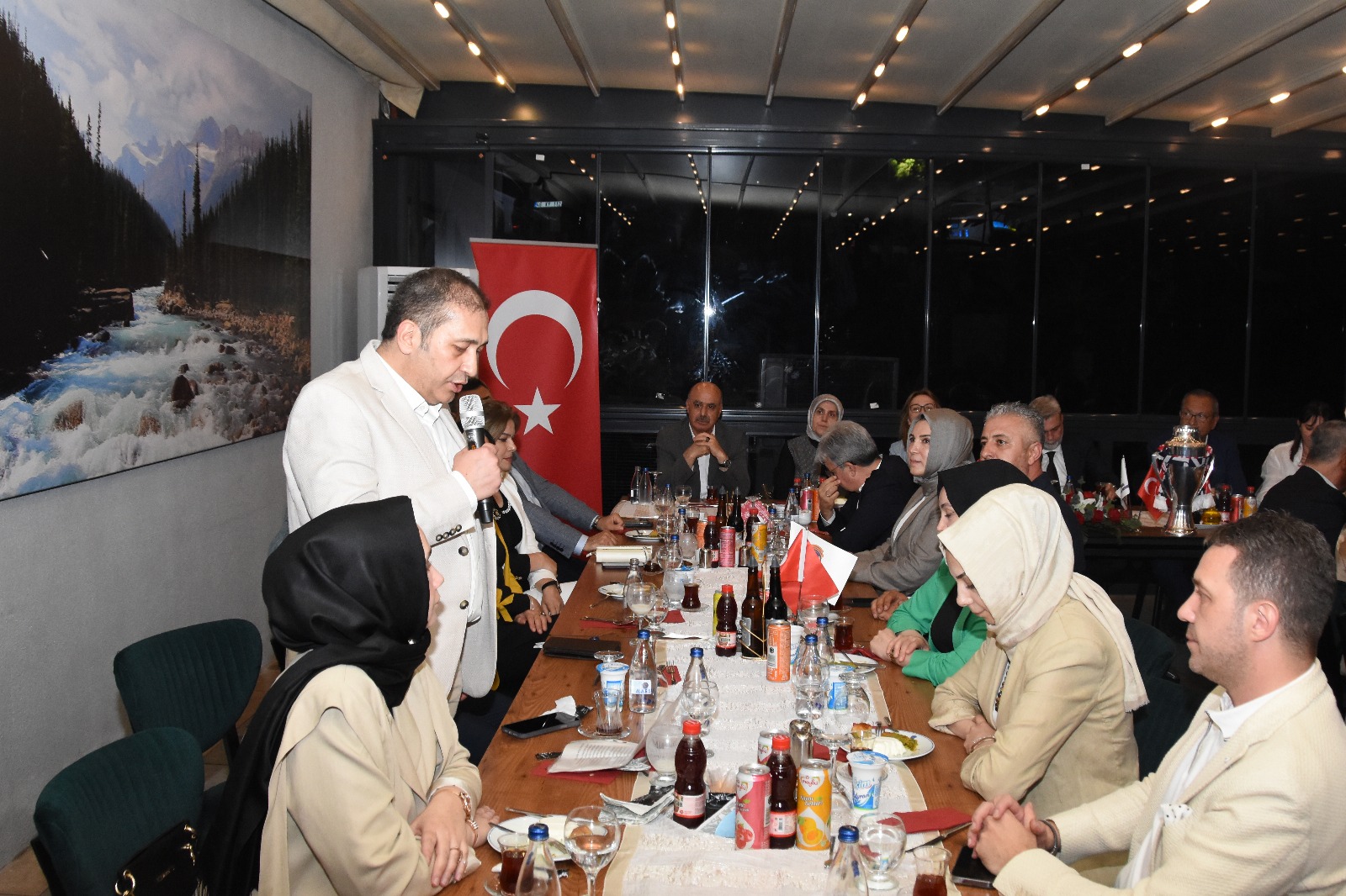 Emni̇yet İsti̇klal Yemek (4)