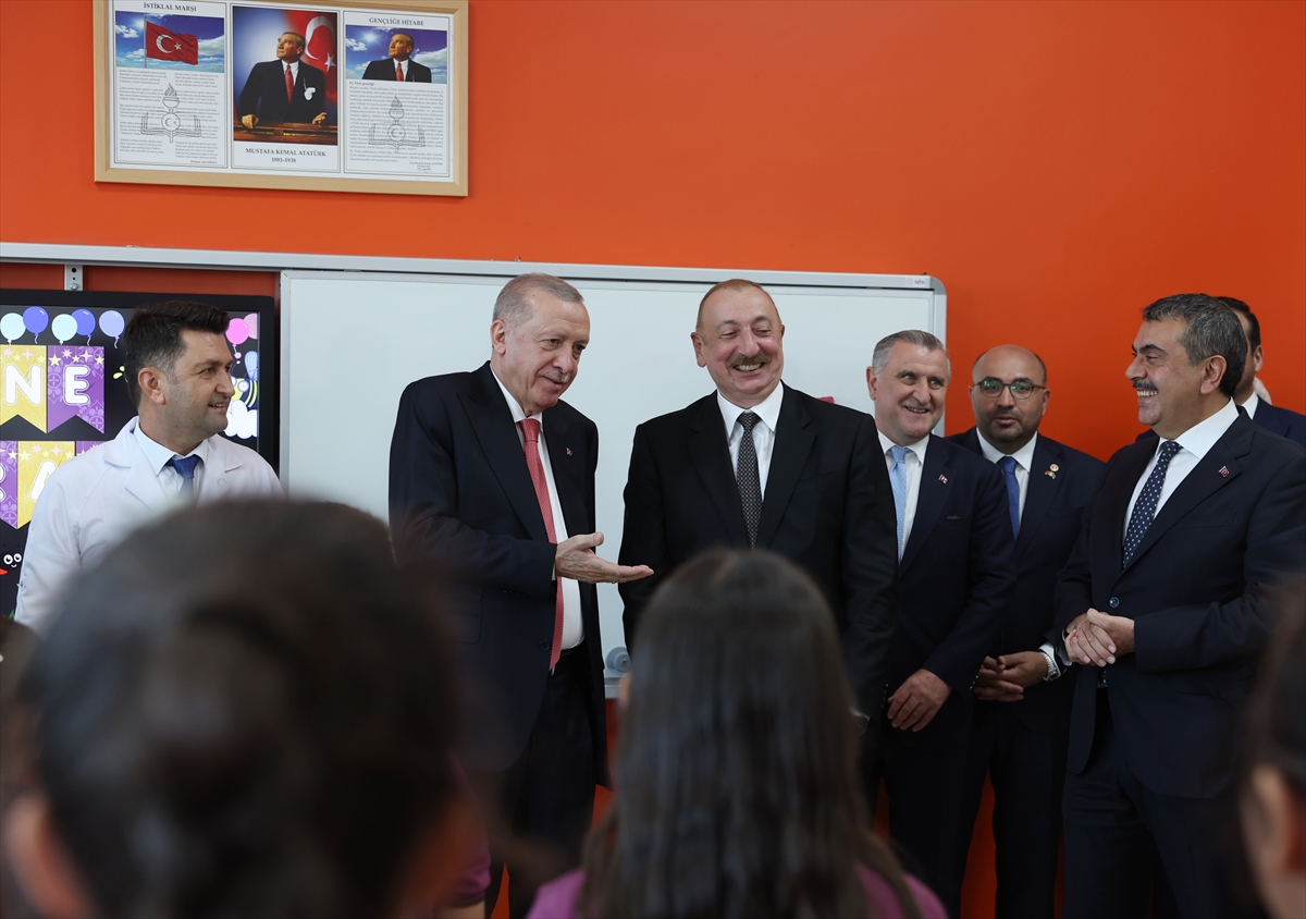 Cumhurbaşkanı Erdoğan ve Azerbaycan Cumhurbaşkanı Aliyev, Kahramanmaraş'ta