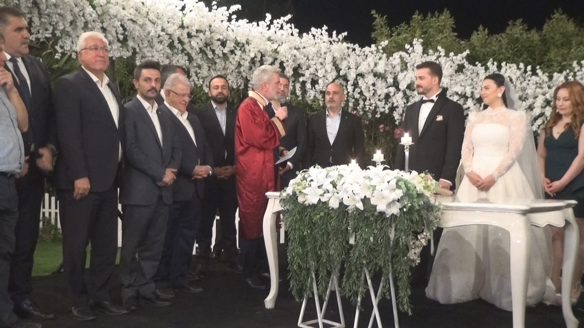 Beki̇r Doğan Kizi Evlendi̇ (3)