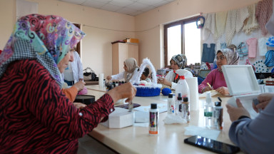 Bş Kadin Atölye (5)