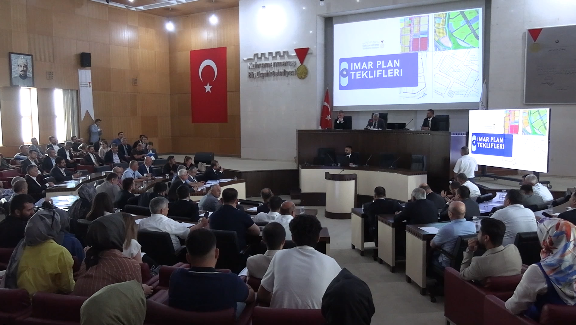 Bş Mecli̇s 2