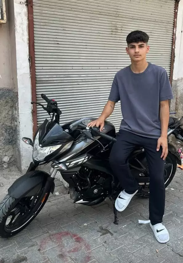 Cy Y Kv 1750756553 0185