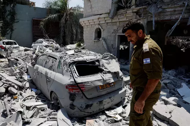 Iran Tel Aviv I Boyle Vurdu Fuzelerdeki Resim 18763232 89 M