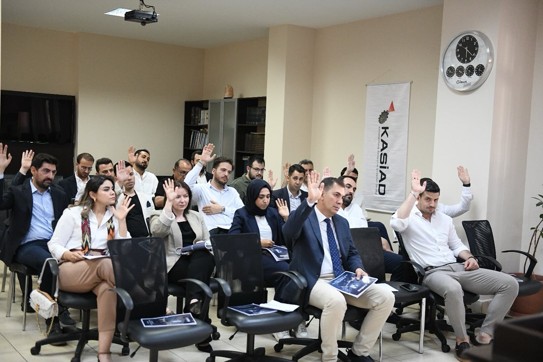 Photo By Kahramanmaraş Kasi̇ad On July 14, 2025. 9 Kişi, Sandalye, Ofis Ve Yazı Görseli Olabilir.