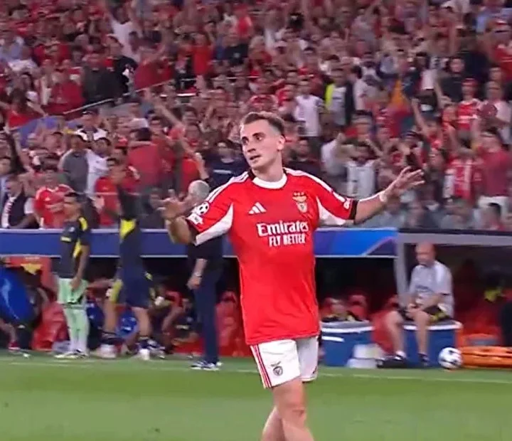 11562F58 Gzyfgopxaaau4Z1