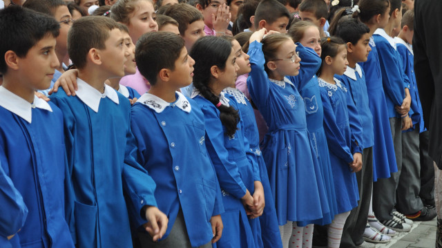 6813E319 54B204T6Ds9Y0Vzzu8458H