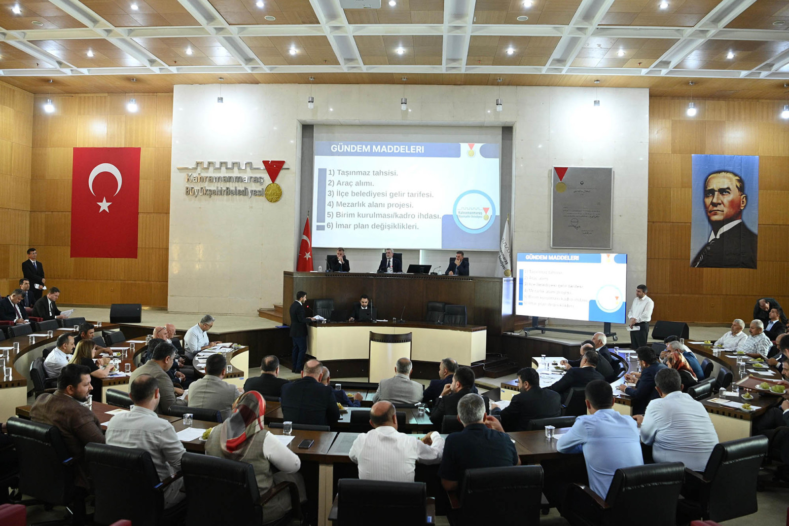 Maraş Bş Mecli̇s Toplantisi (3)