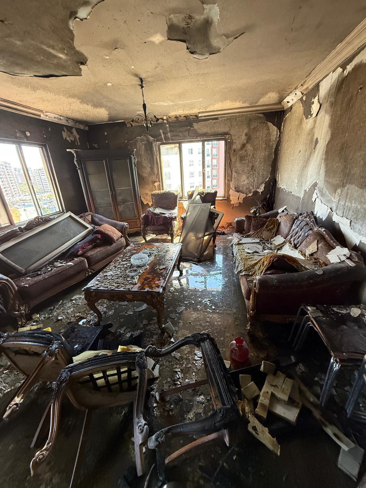 Maraş Ev Yangini (1)