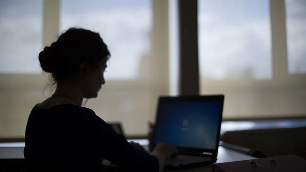 Pwzxwvo L A Emhb Ysg E Tv W Q