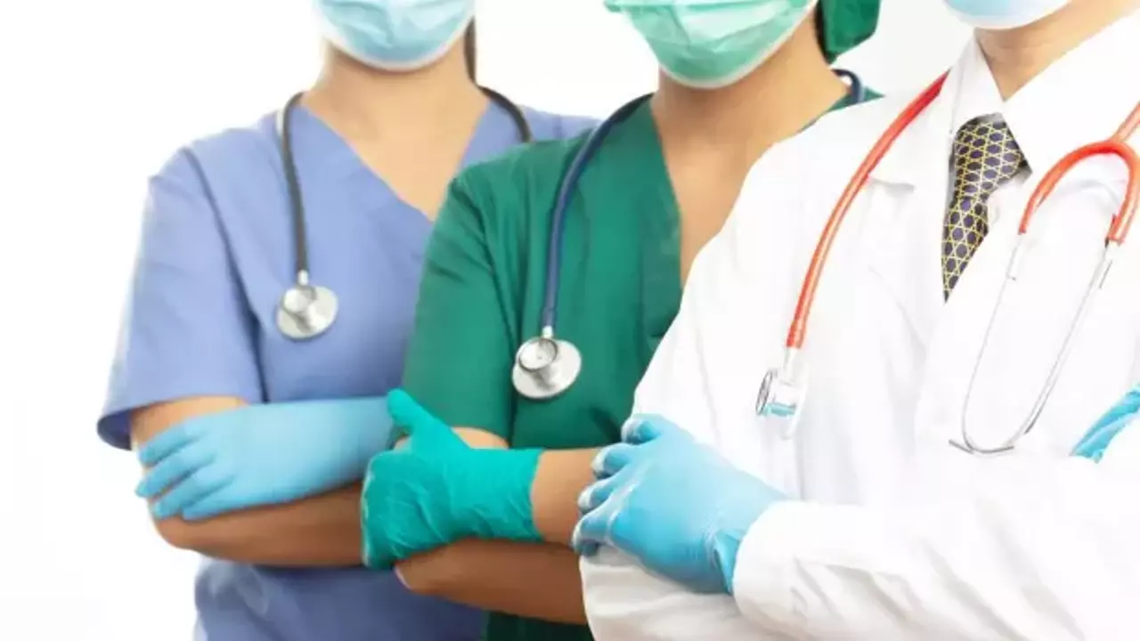 Saglik Bakanligi 18000 Personel Alimi 2025 Kadrolar Ve Basvuru Sartlari 1759131140 7586