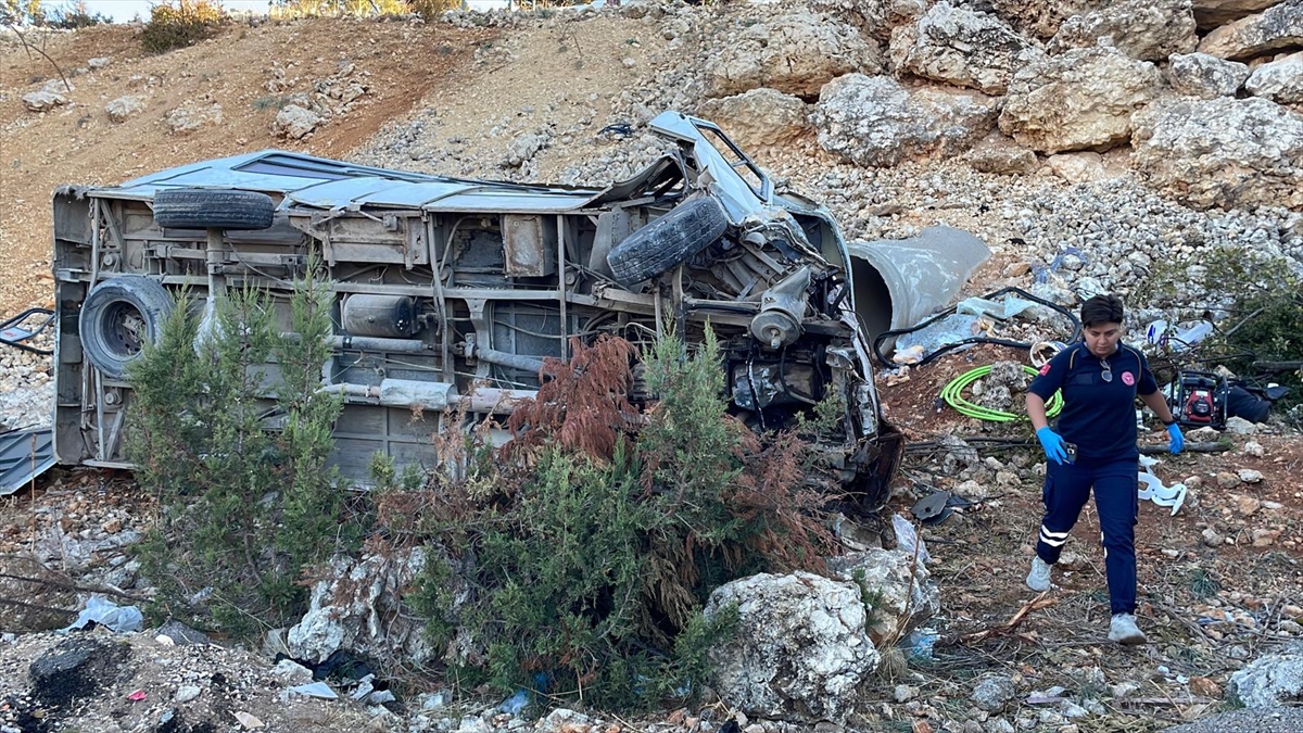 A A 20251007 39331820 39331816 M E R S I N D E S A R A M P O L E D E V R I L E N I S C I S E R V I S I N D E K I 5 K I S I O L D U 14 K I S I Y A R A L A N D I