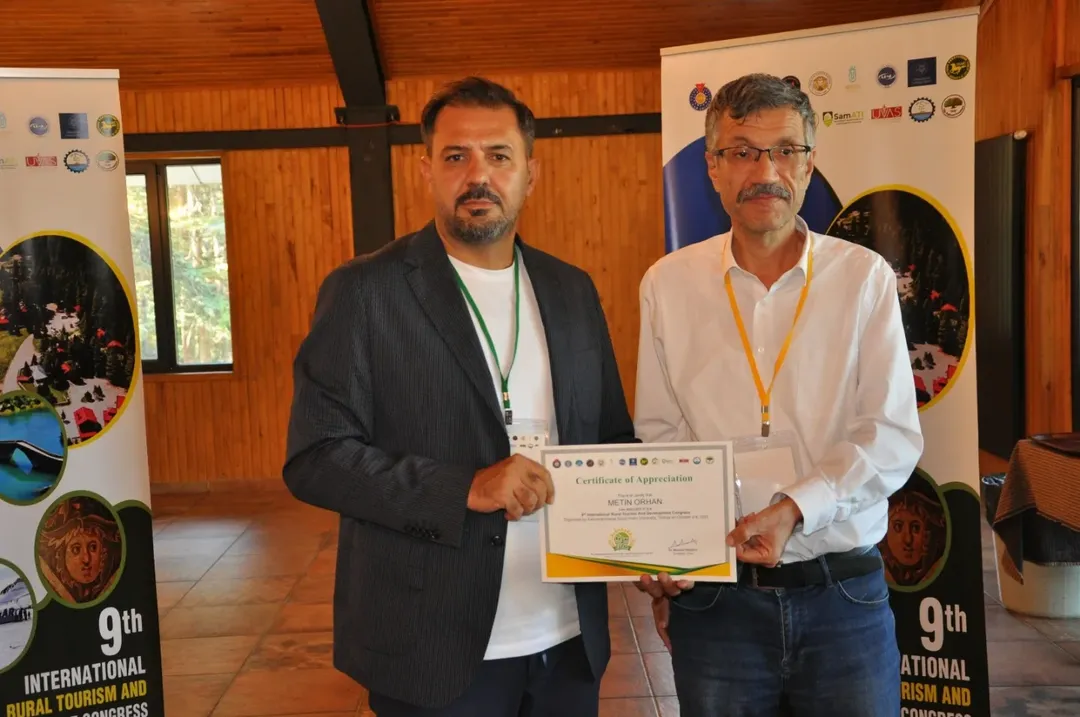 Başkonuş Kongrer 4