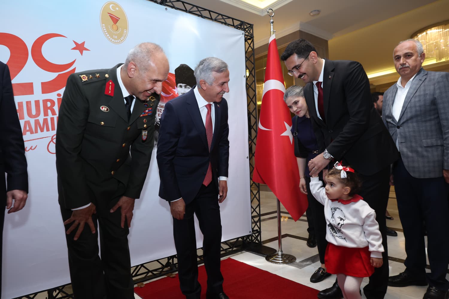 Cumhuri̇yet Balosu (23)