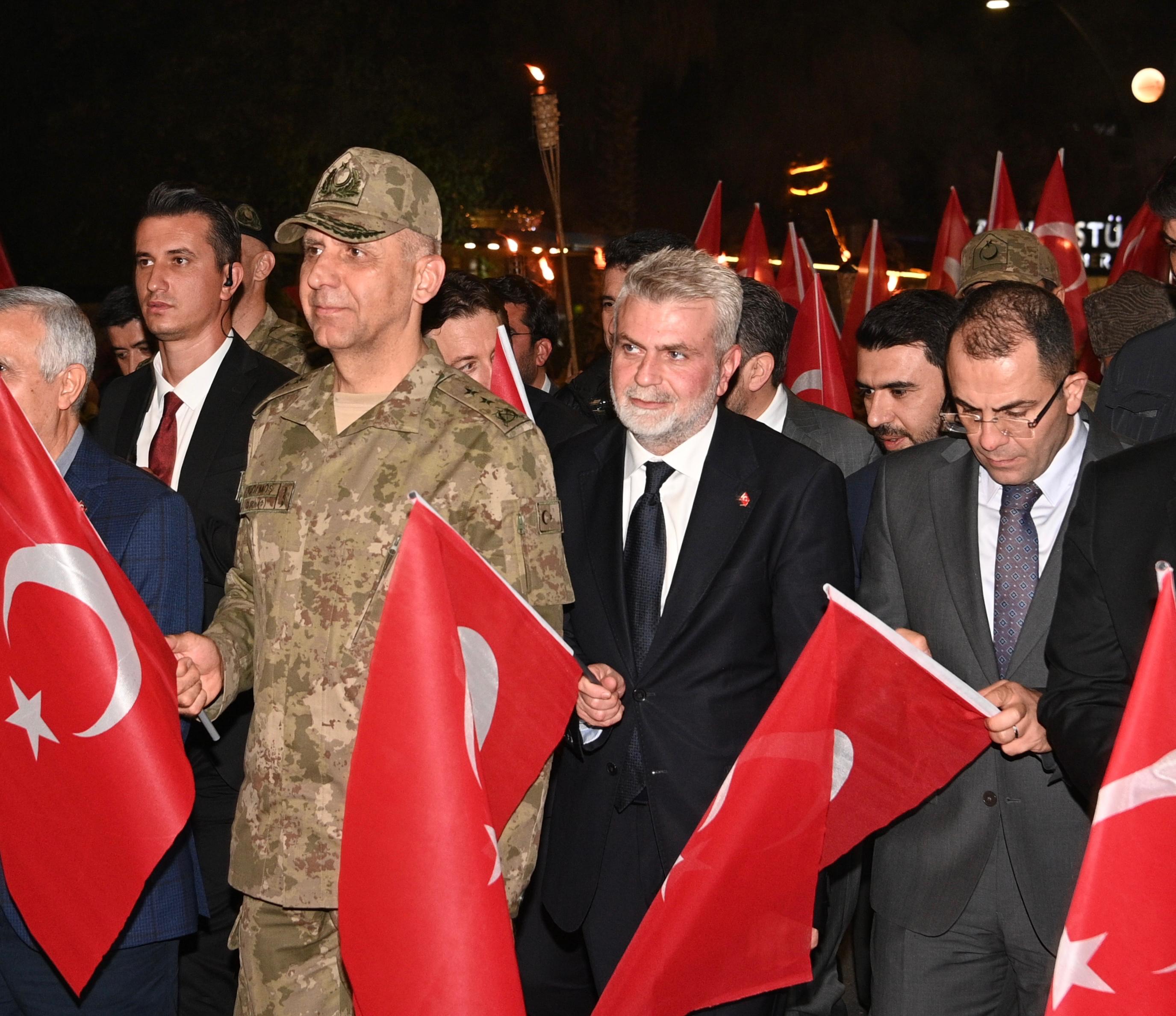 Cumhuriyet Yürüyüşü (1)