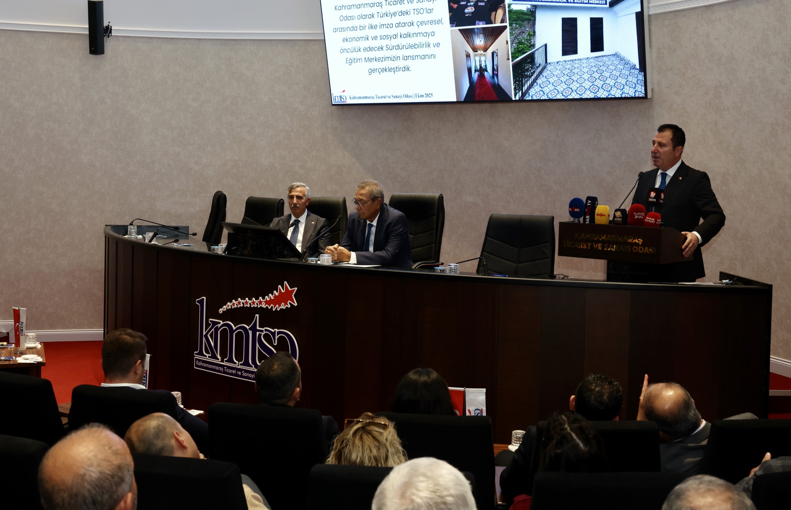 I M G 20251027 W A0038