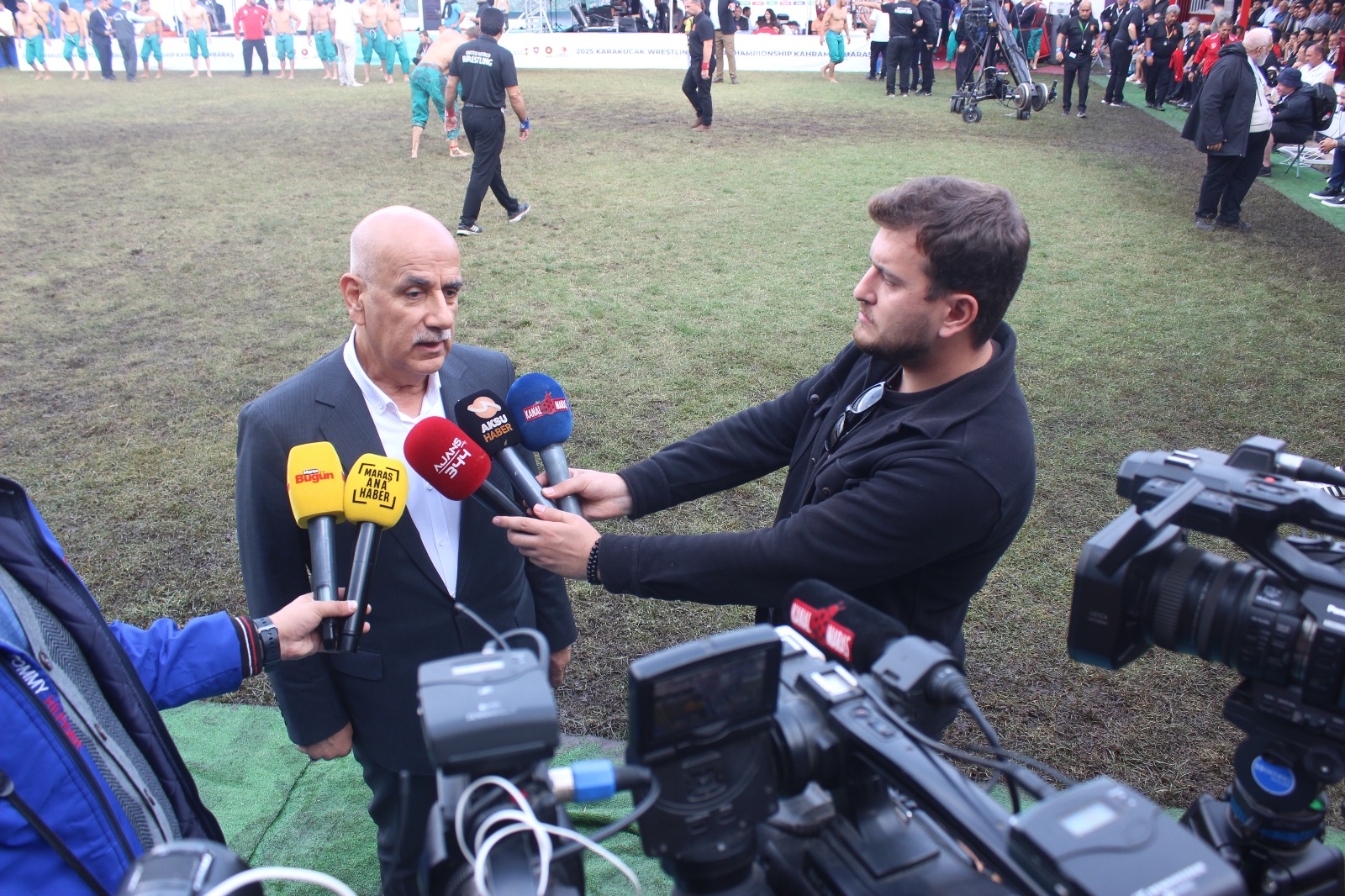 Karakucak Si̇yasi̇ler 2