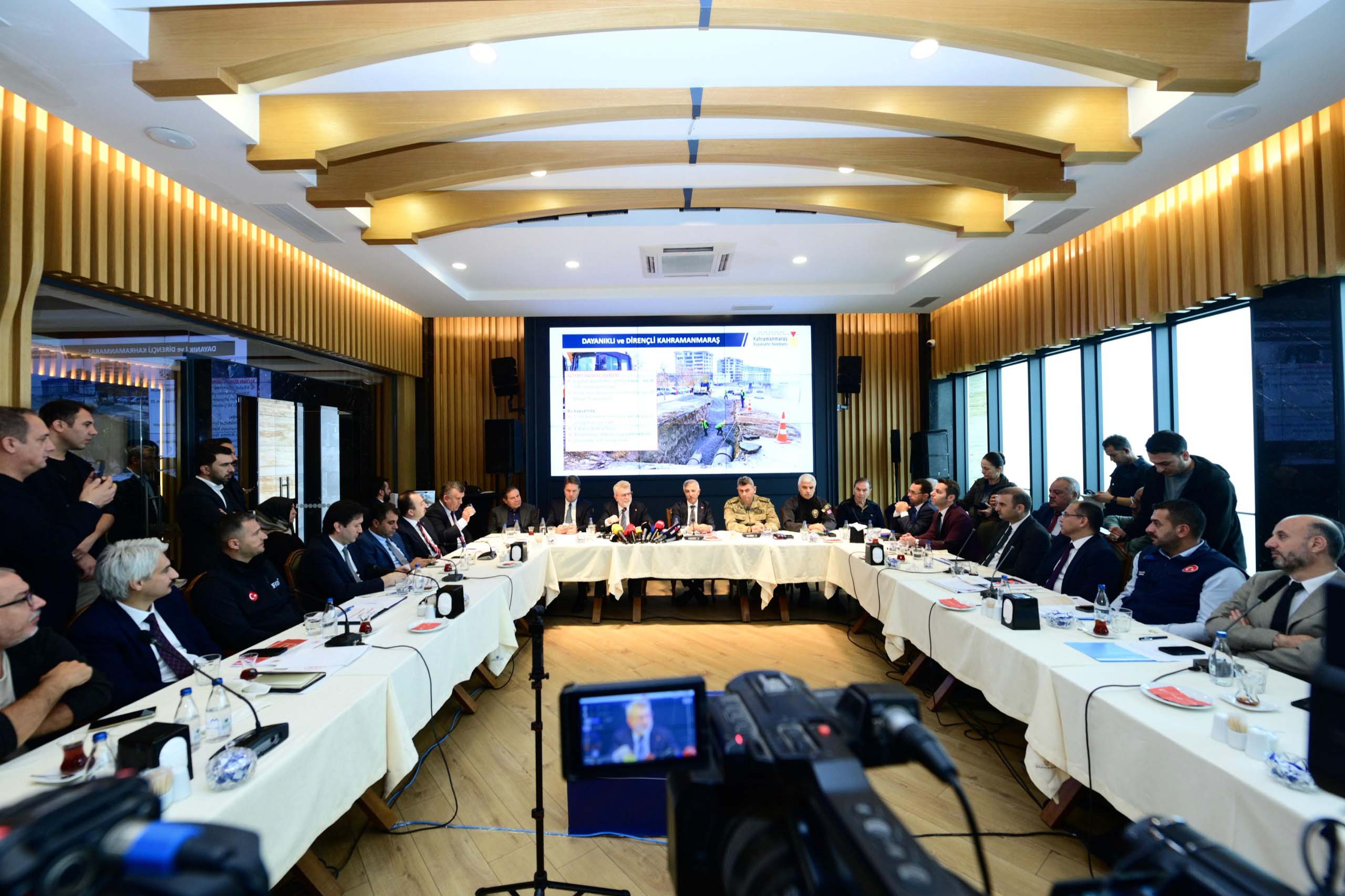 Maraş Vali̇ Açiklama (4)