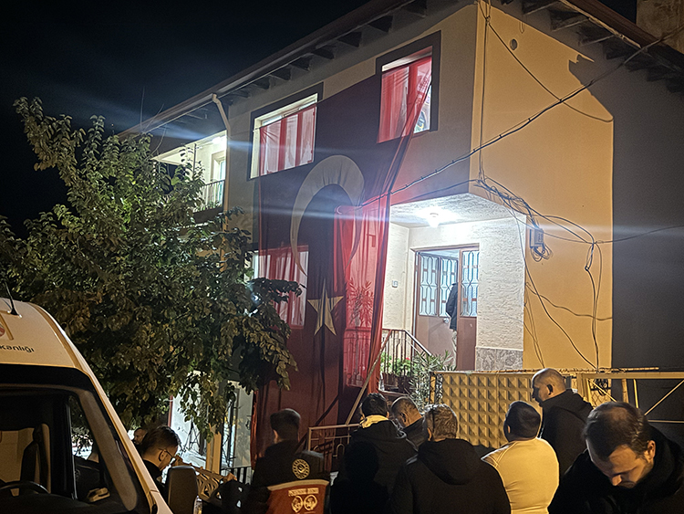 007 2025 02 Kasim 27 Kasim 02 A A 39685917