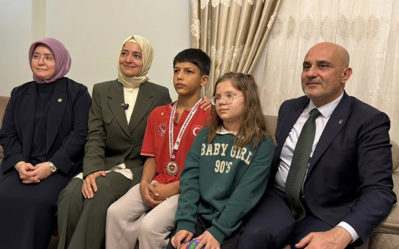 572374247 1357999165687346 2287146339944752957 N