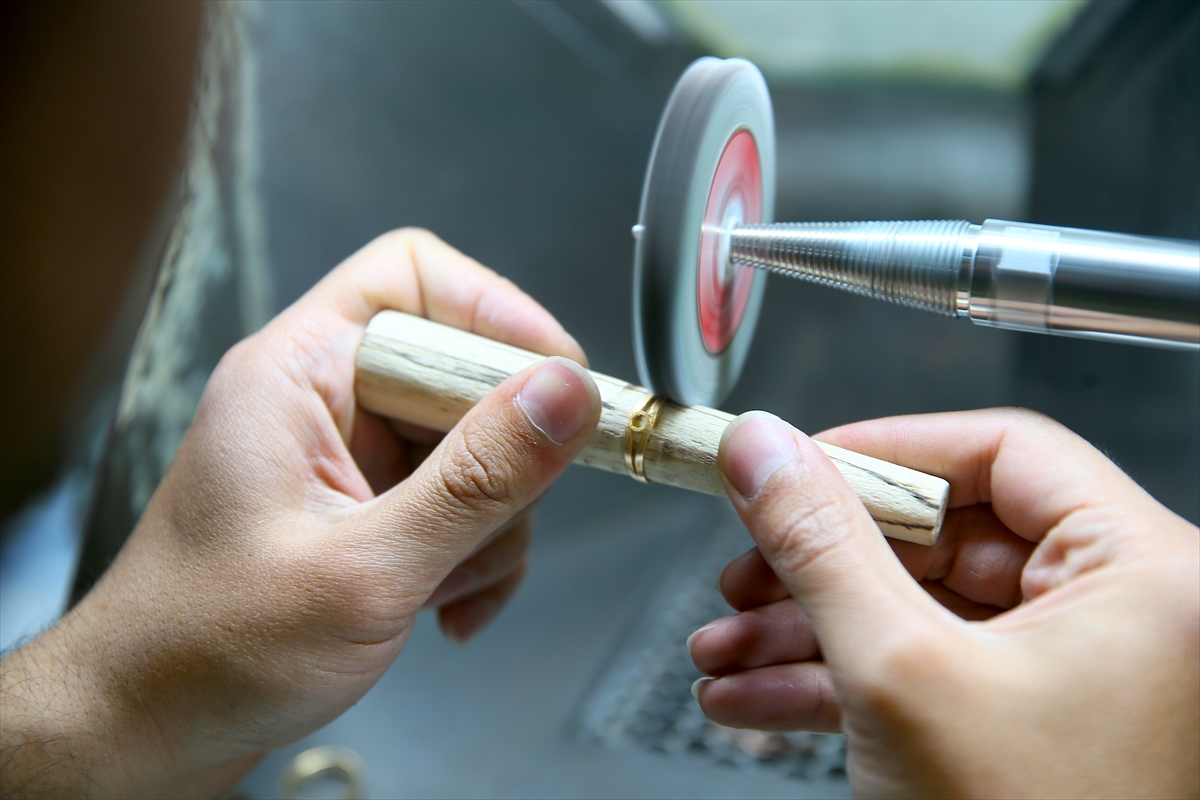 A A 20251115 39713118 39713113 A L T I N S E H I R D E P R E M I N Y I L D O N U M U N D E Y E N I D E N U R E T I M E B A S L A Y A C A K