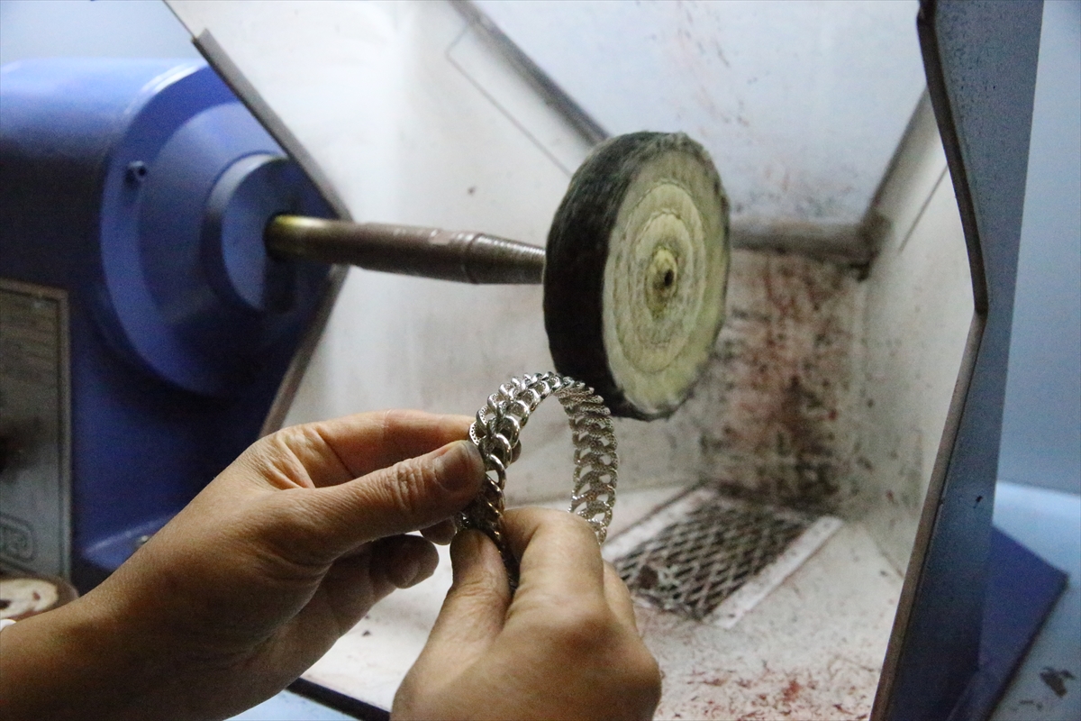 A A 20251122 39773096 39773092 K A H R A M A N M A R A S I N D O G A L V E K U L T U R E L D E G E R L E R I T A K I L A R A I S L E N I Y O R