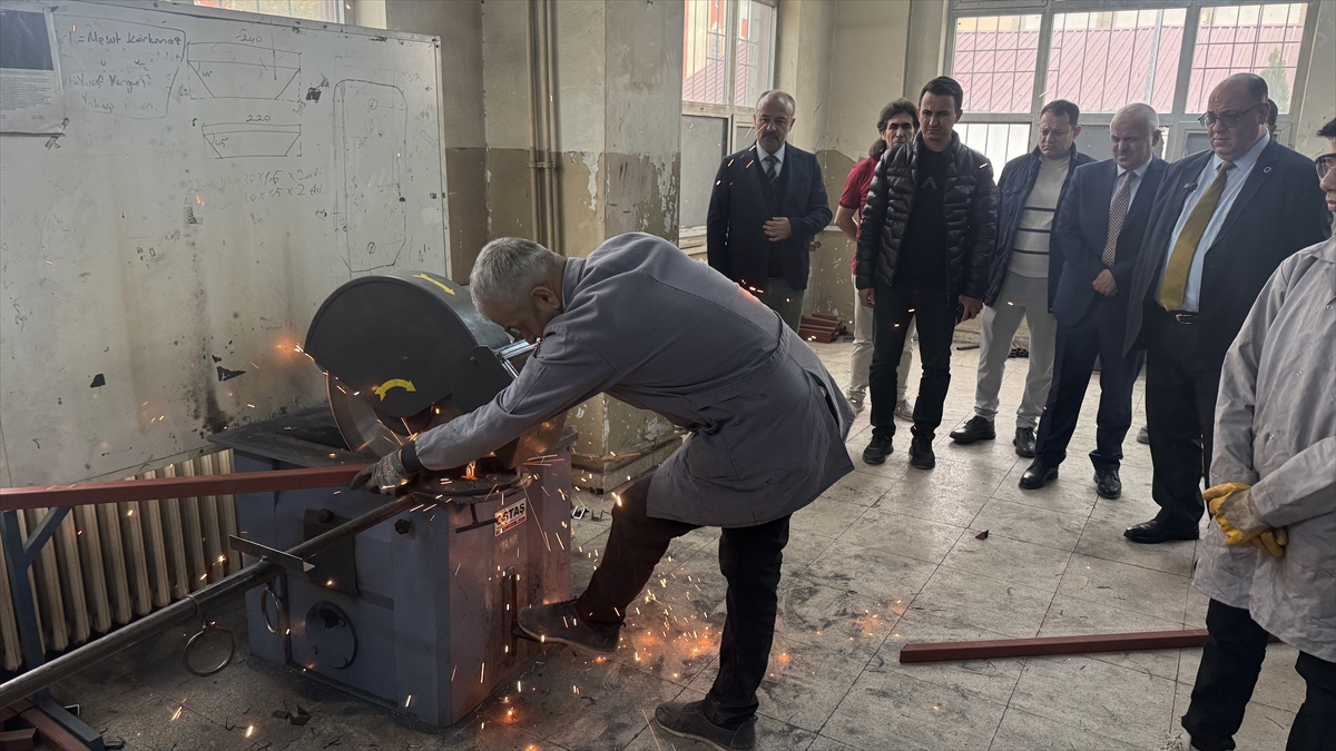 A A 20251125 39801289 39801284 K A H R A M A N M A R A S T A Y E S I L A L A N V E P A R K L A R D A K I M O B I L Y A L A R M E S L E K L I S E S I O G R E N C I L E R I N C E Y E N I L E N I Y O R