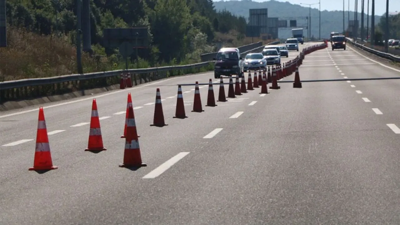 Dikkat Istanbulda Pazar Gunu Bu Yollar Kapali Olacak