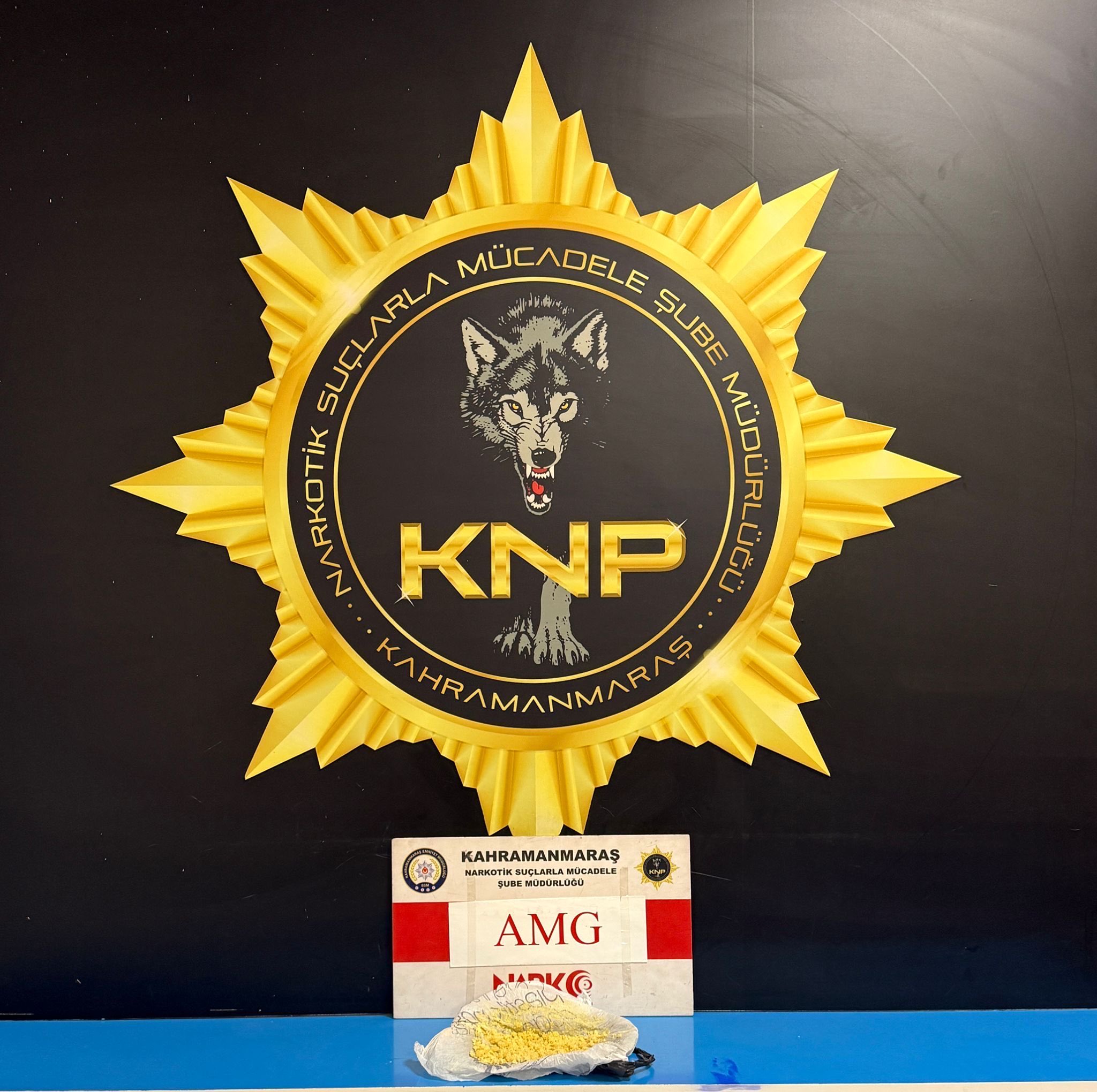 G6N Pu A E X Q A U Qj3J