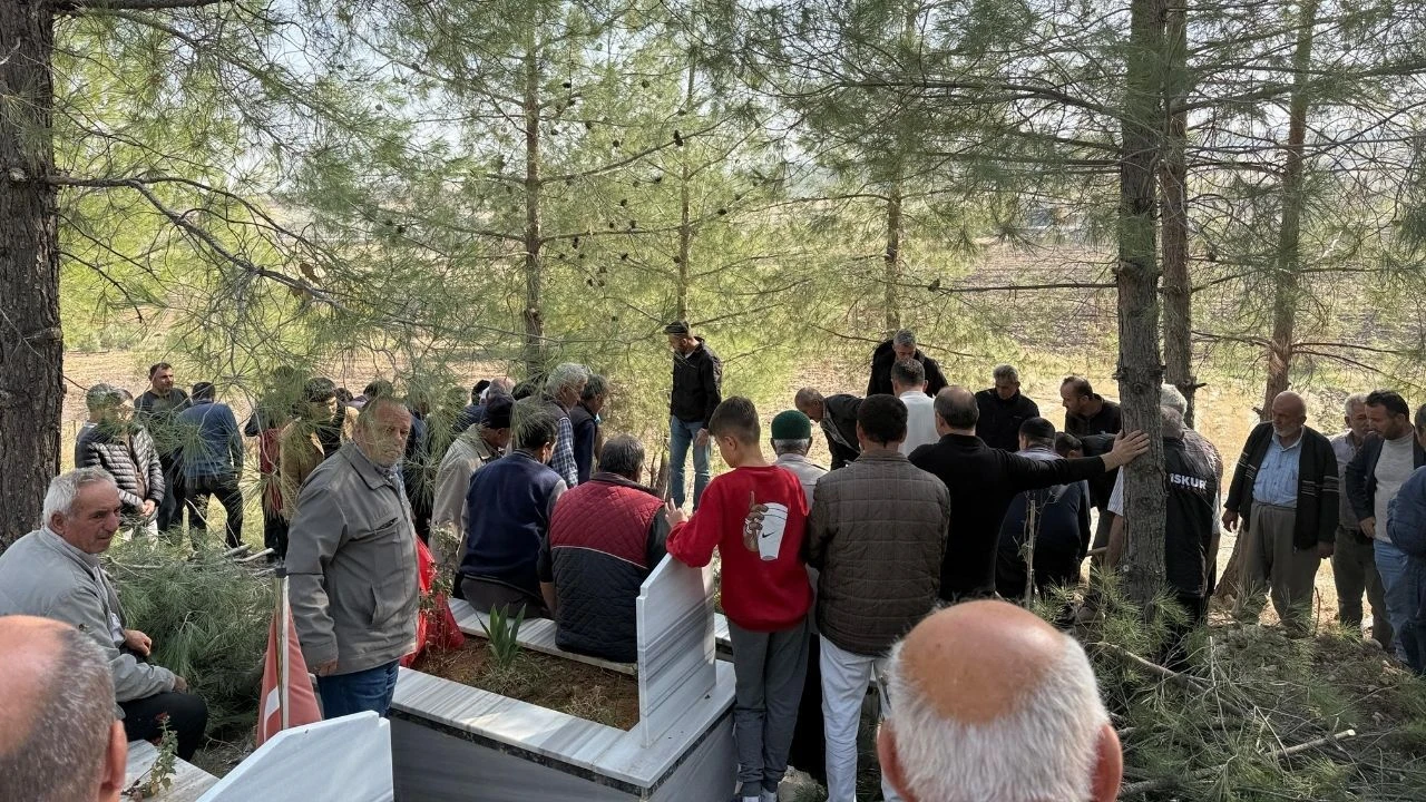 Gazeteci̇ Sema Cenaze (1)