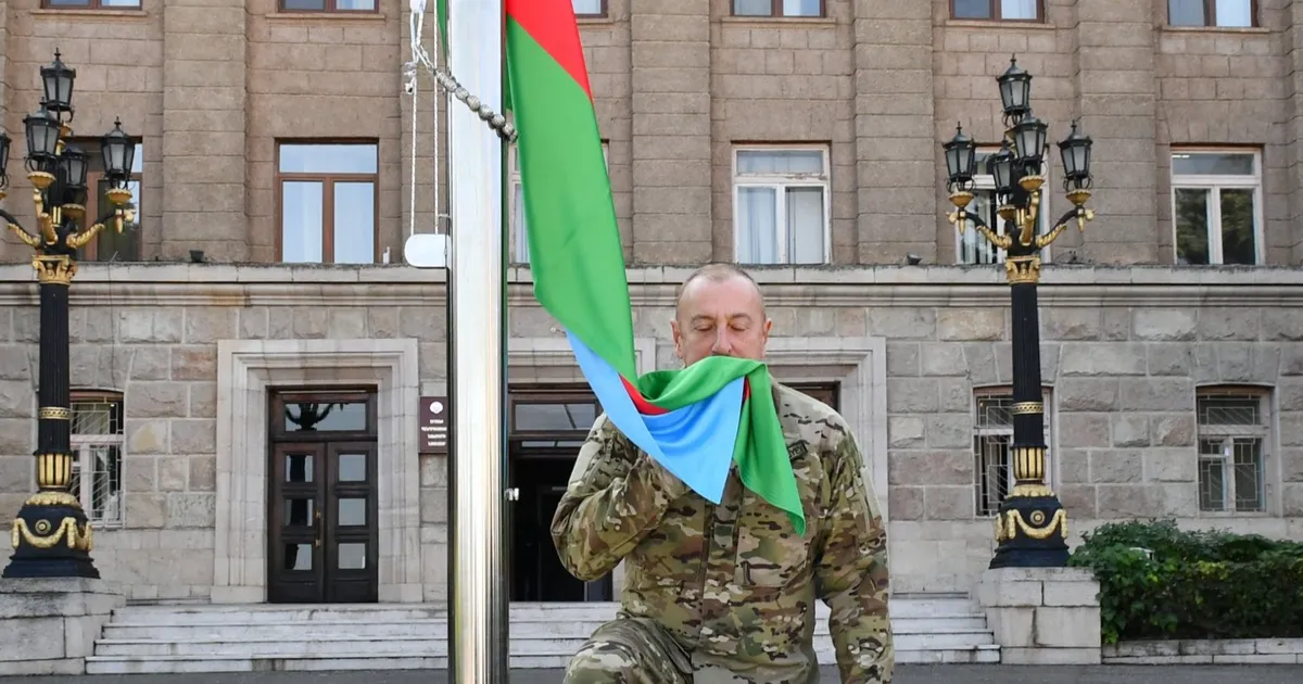 Hankendi De Azerbaycan Bayragi Dalgalaniyor 1697440583 752 Large