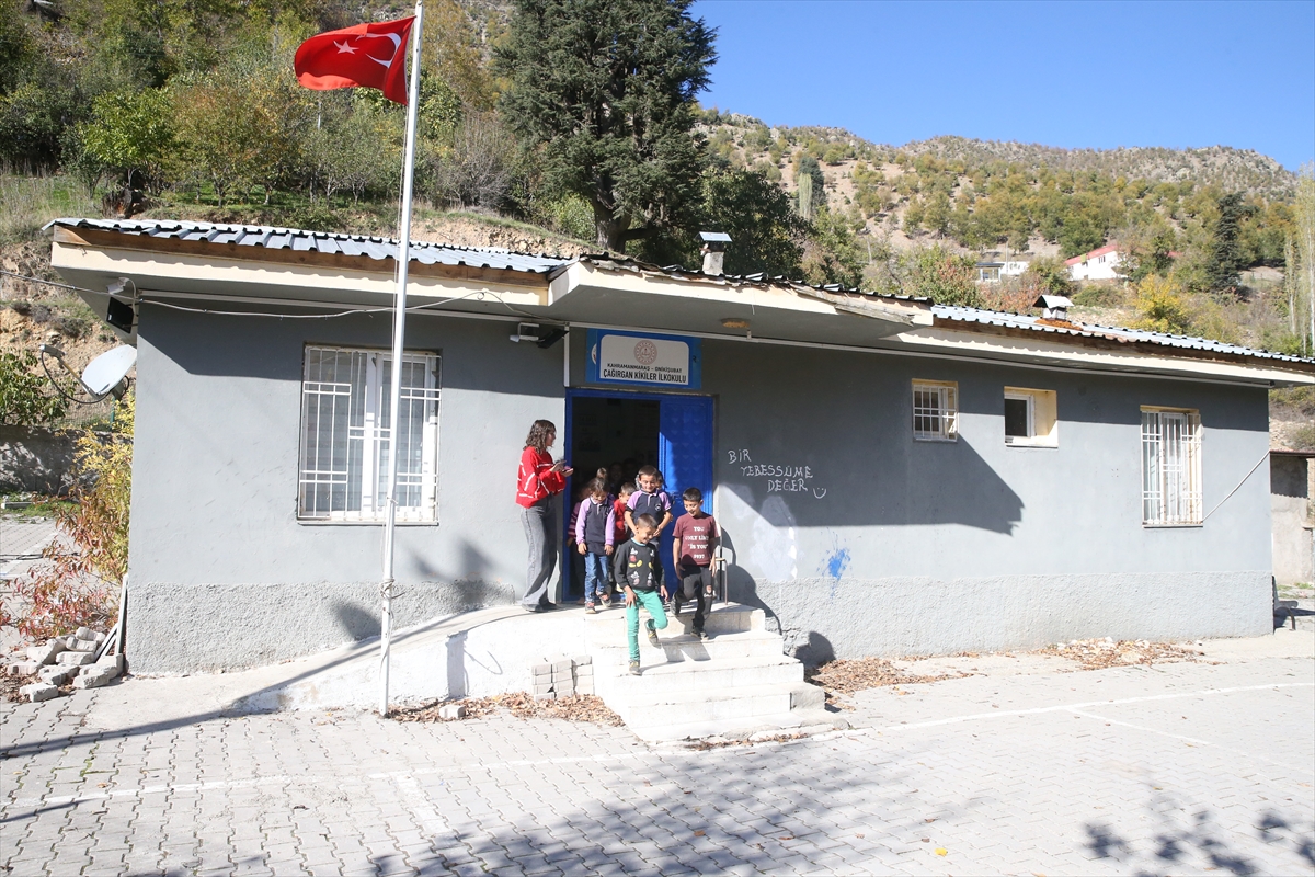 Hem Öğretmen Hem Hi̇zmetli̇ 2