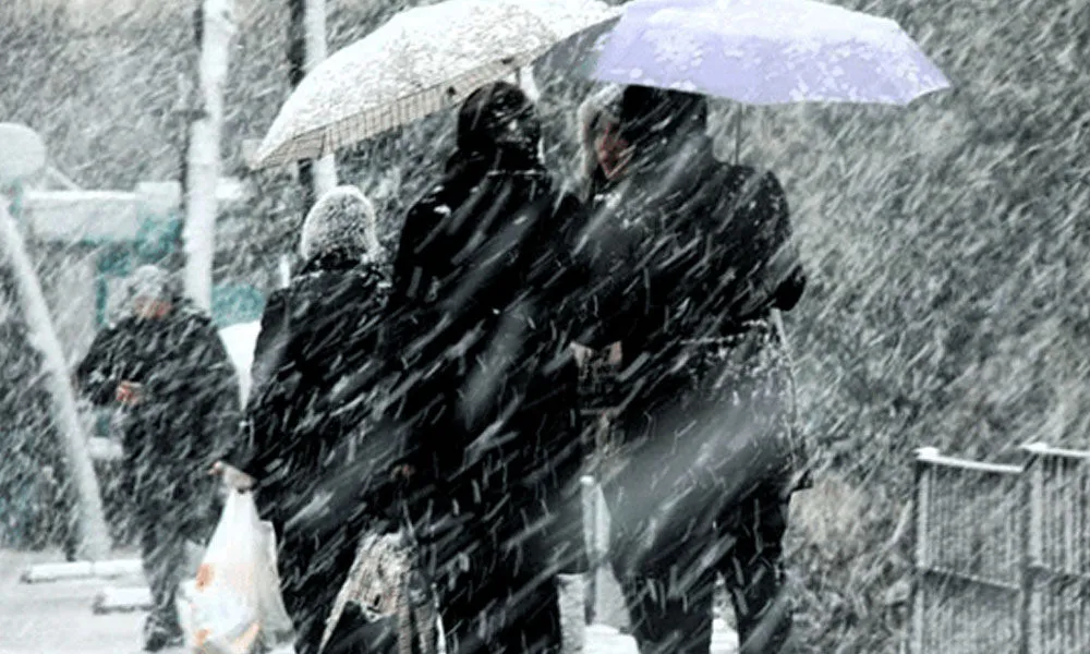 Karla Karisik Yagmur