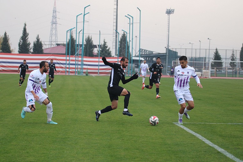 Maraş İsti̇klal Spor (5)