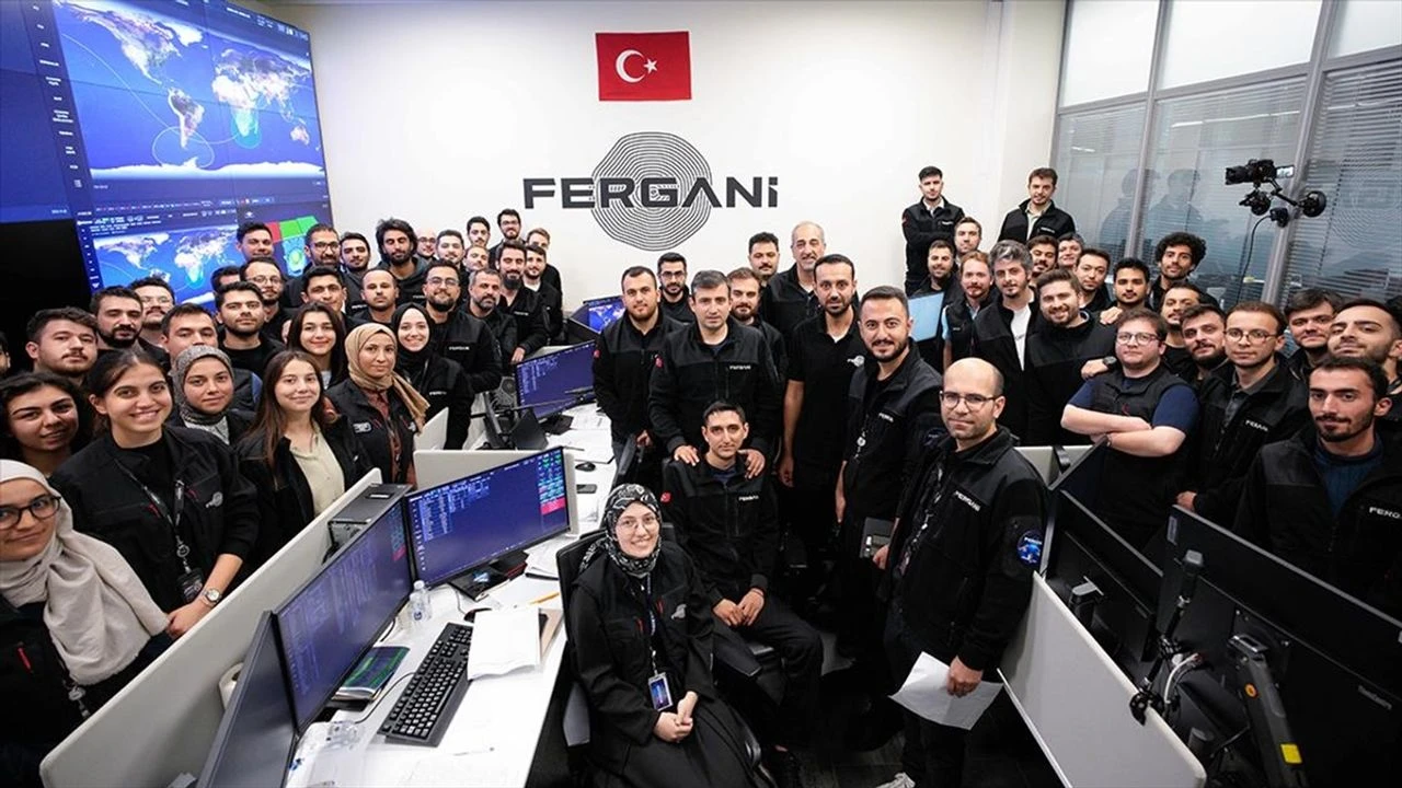 Milli Uydu Fergani Fgn 100 D2 Uzayda