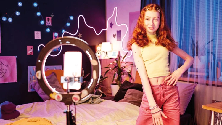 Parasosyal Iliskiler