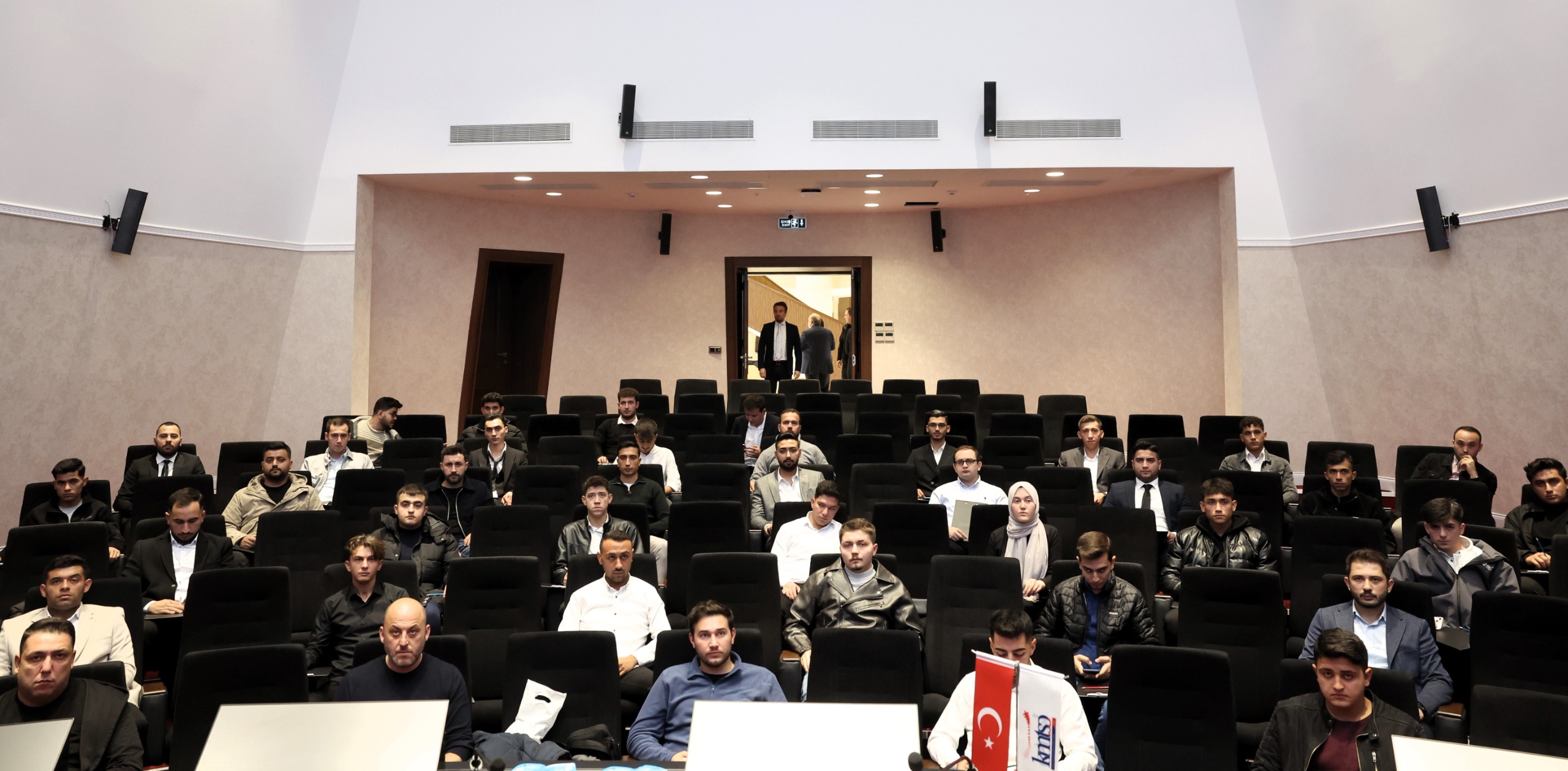 Whatsapp Image 2025 11 21 At 14.48.04