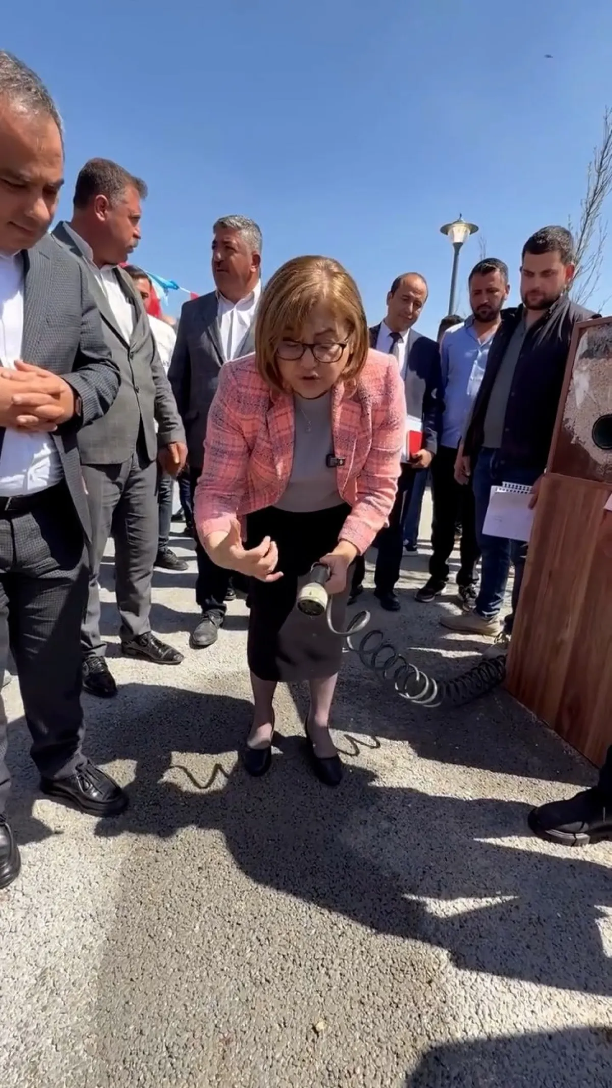 69425Ade77059652 W1200Xh2133