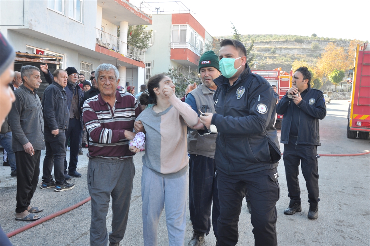 A A 20251227 40089711 40089707 M E R S I N D E M U S T A K I L E V D E C I K A N Y A N G I N D A 2 C O C U K Y A S A M I N I Y I T I R D I