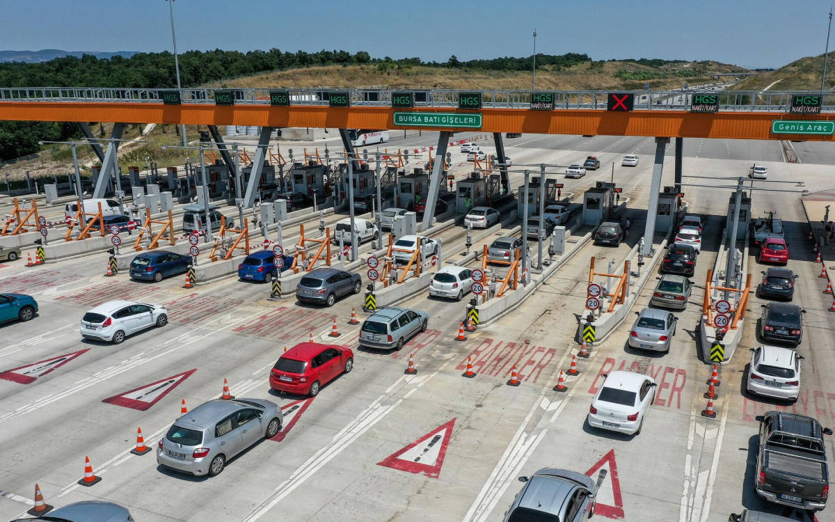 Kopru Ve Otoyol Ucretlerine Yuzde 50 Ile Yuzde 80 Arasinda Zam