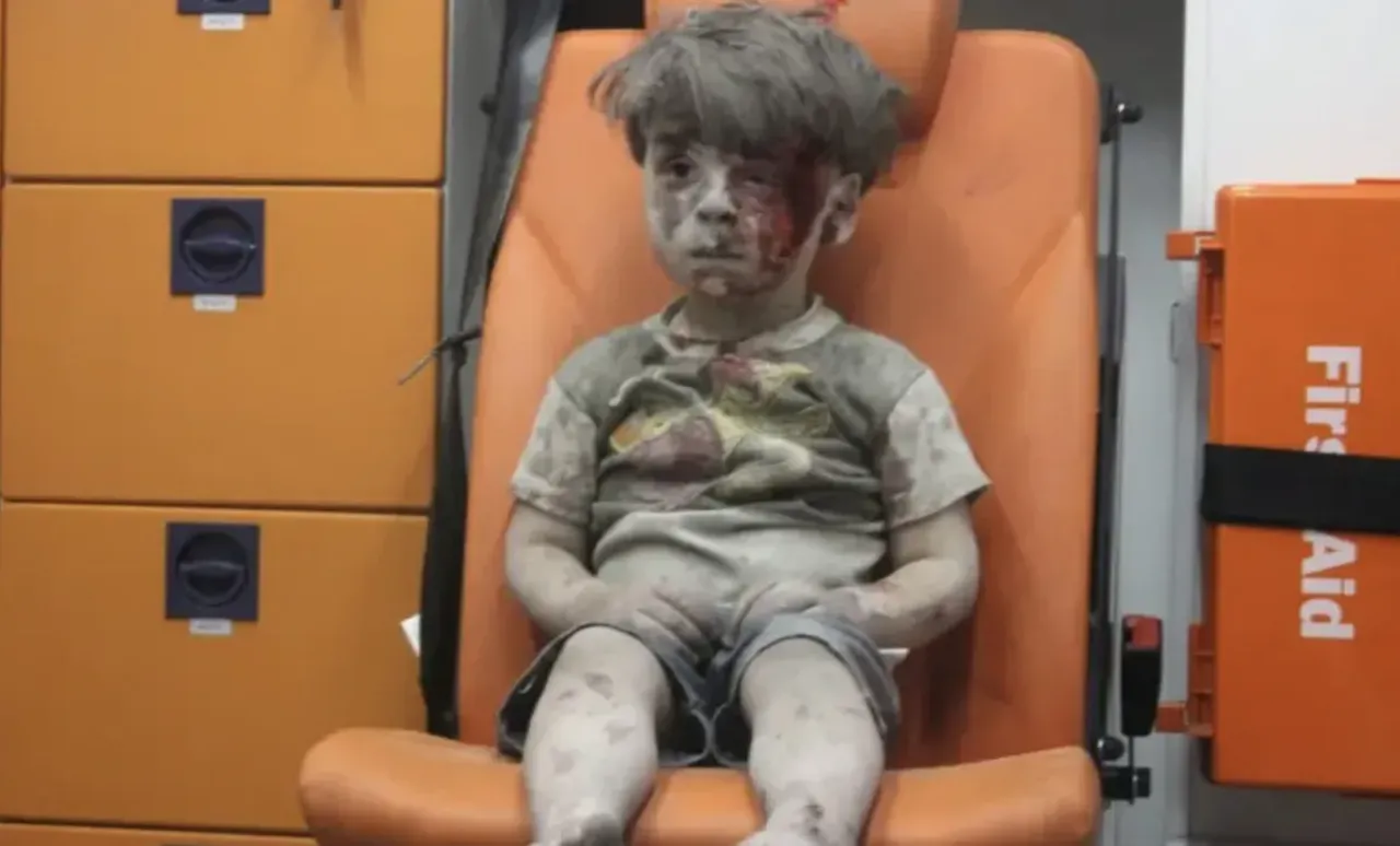 Suriyede Devrimin Sembolu Hafizalara Kazinan Umran Bebek Zafer Konusmasi Yapti 1754081 202512091218 20251209121828 2