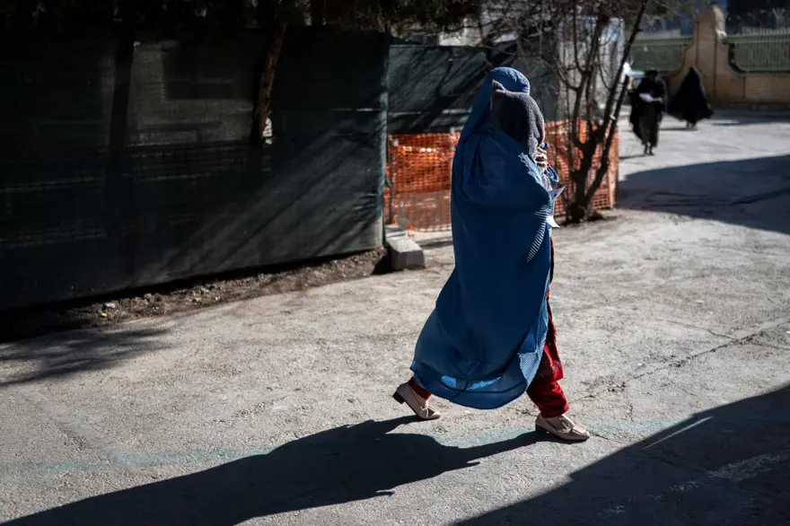 000 92 C68 Z Q 864755