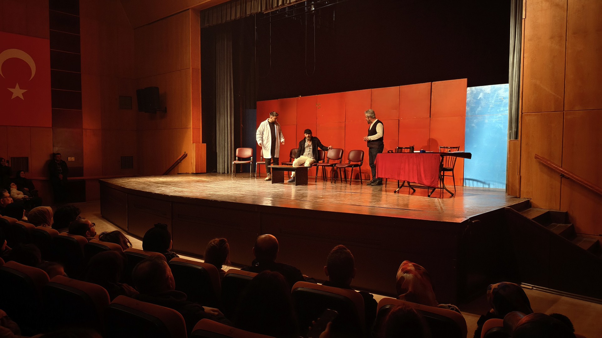 13804C62 1B5B 44Cd 9305 93Bfa5575D7A