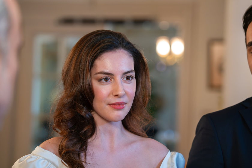 1Edfc24E3E5Ee843Aee989Efa1B25A01 840