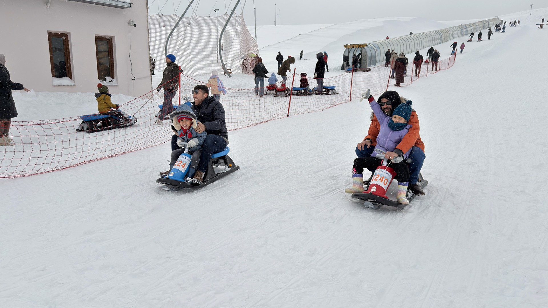 420D2F74 65E0 42A3 959F B4Af0E04873D