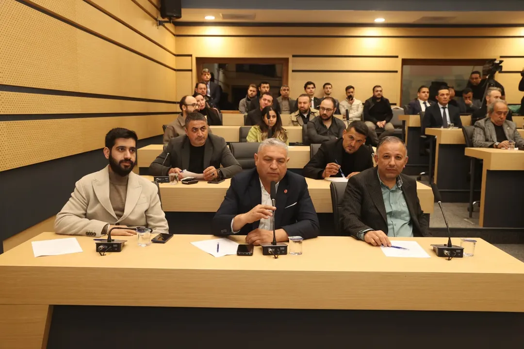 588141048 18444575209101010 6159093234314464388 N