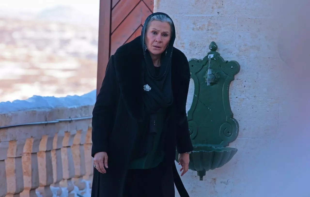 6960C47A4C5D448B7Df6Cf6F (1)