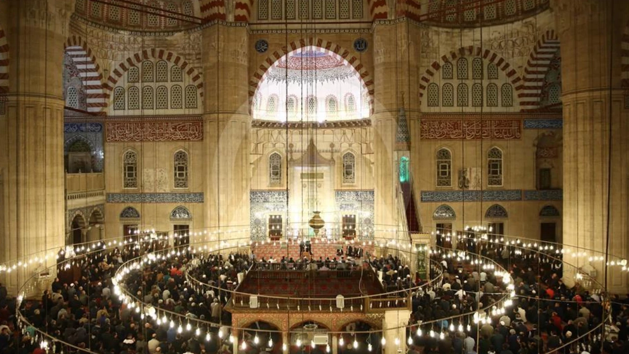 Berat Kandili W5Ix Cover