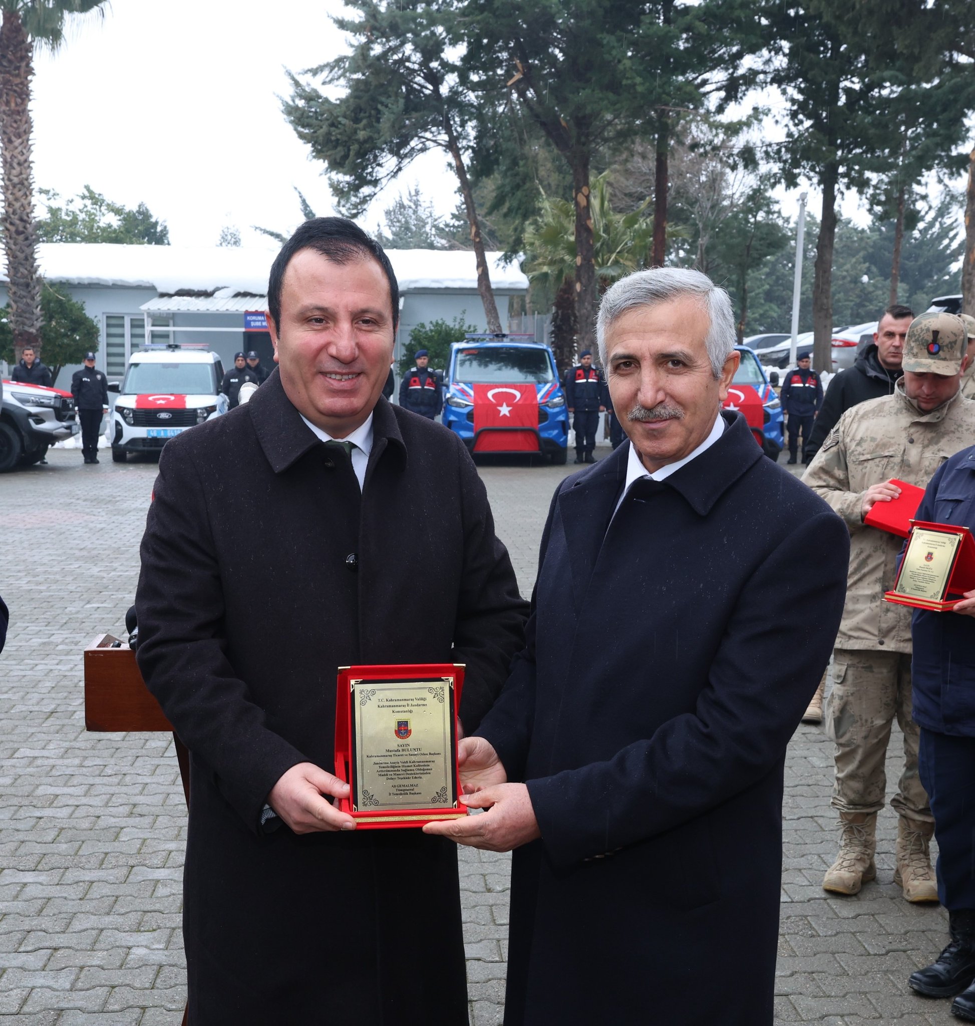 G J R C Xi X E A Acw U Q