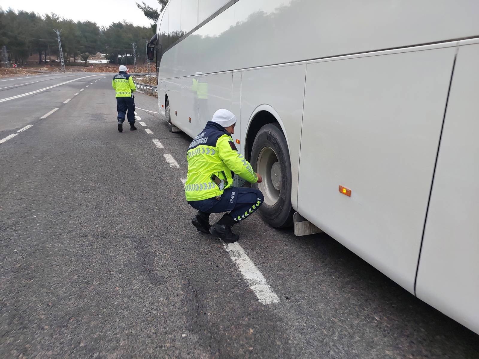 G L81 M V Xs A A N66 U